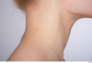 Unaisa neck nude 0008.jpg